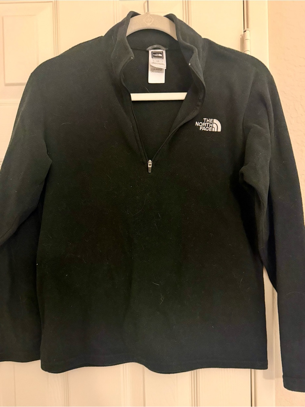 The North Face boys Black Quarter-Zip Fleece Pullover